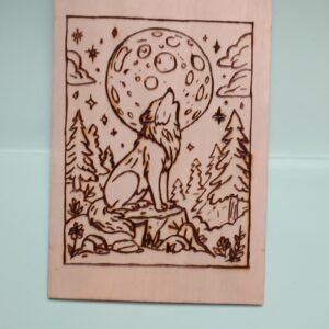 Loup sous la pleine lune